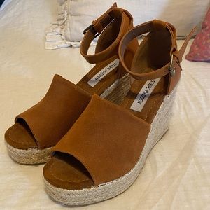 Steve Madden platform sandals NEW